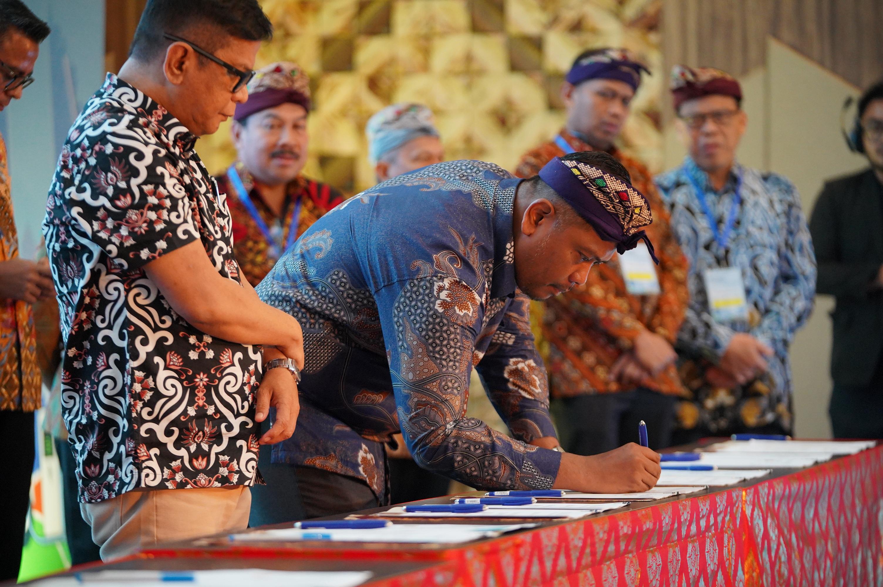 Penandatanganan MOU dan PKS, Kamis 17 Juli 2025